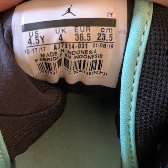 Nike Jordan First Class Black Emerald - Picture 5 of 6